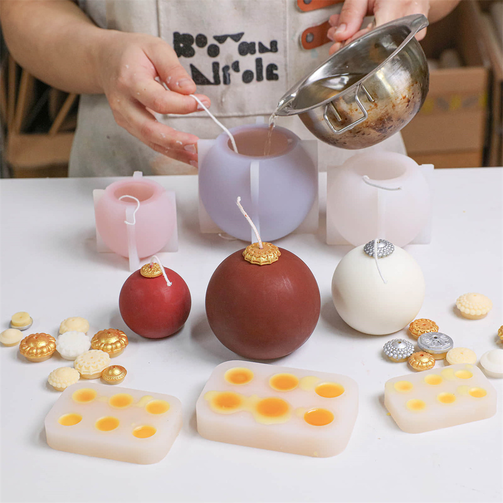 Nicole Christmas Bauble Candle - Candle Making Party recension och pris